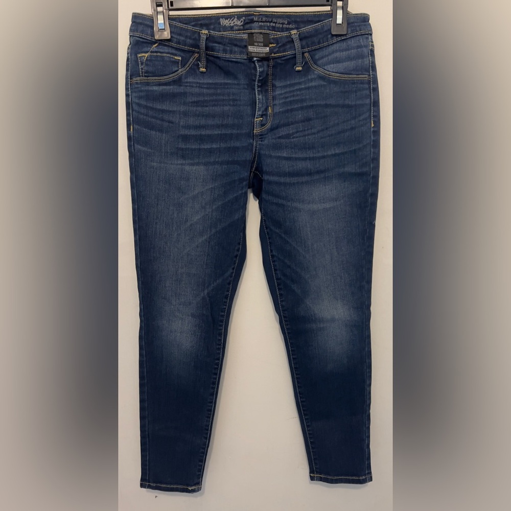Mossimo mid rise super stretch jegging sz 10 / 30s